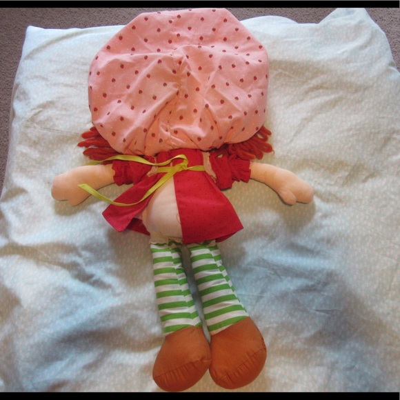 strawberry shortcake small stuffed animal - Picture 3 of 4